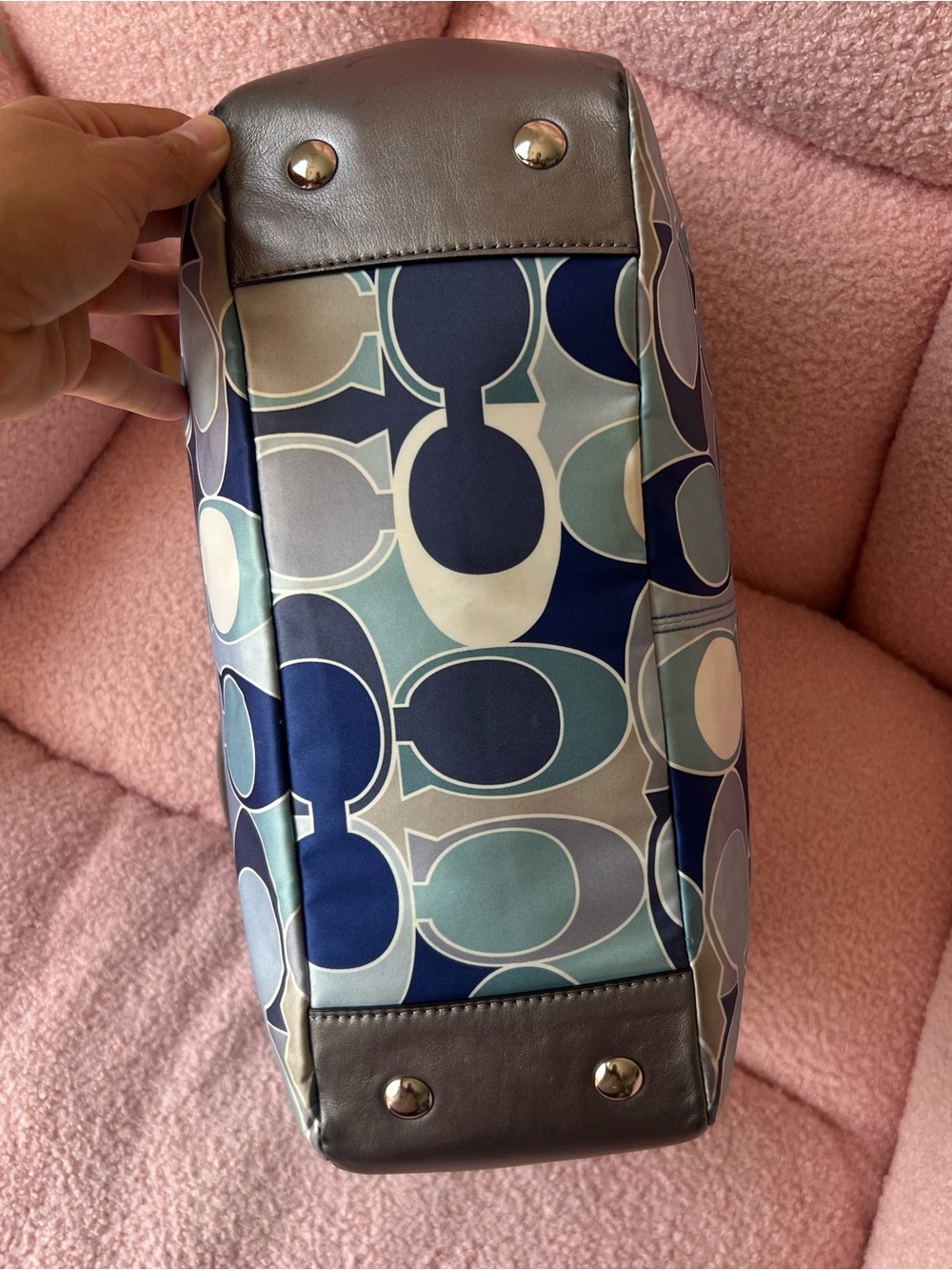 Coach Signature Gallery Scarf Print Sateen Tote - Picture 3 of 6